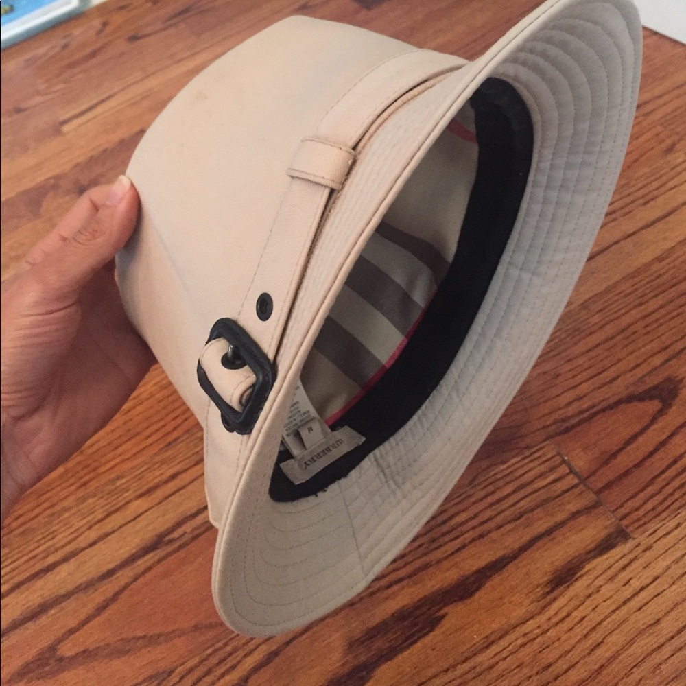 Burberry women's hat